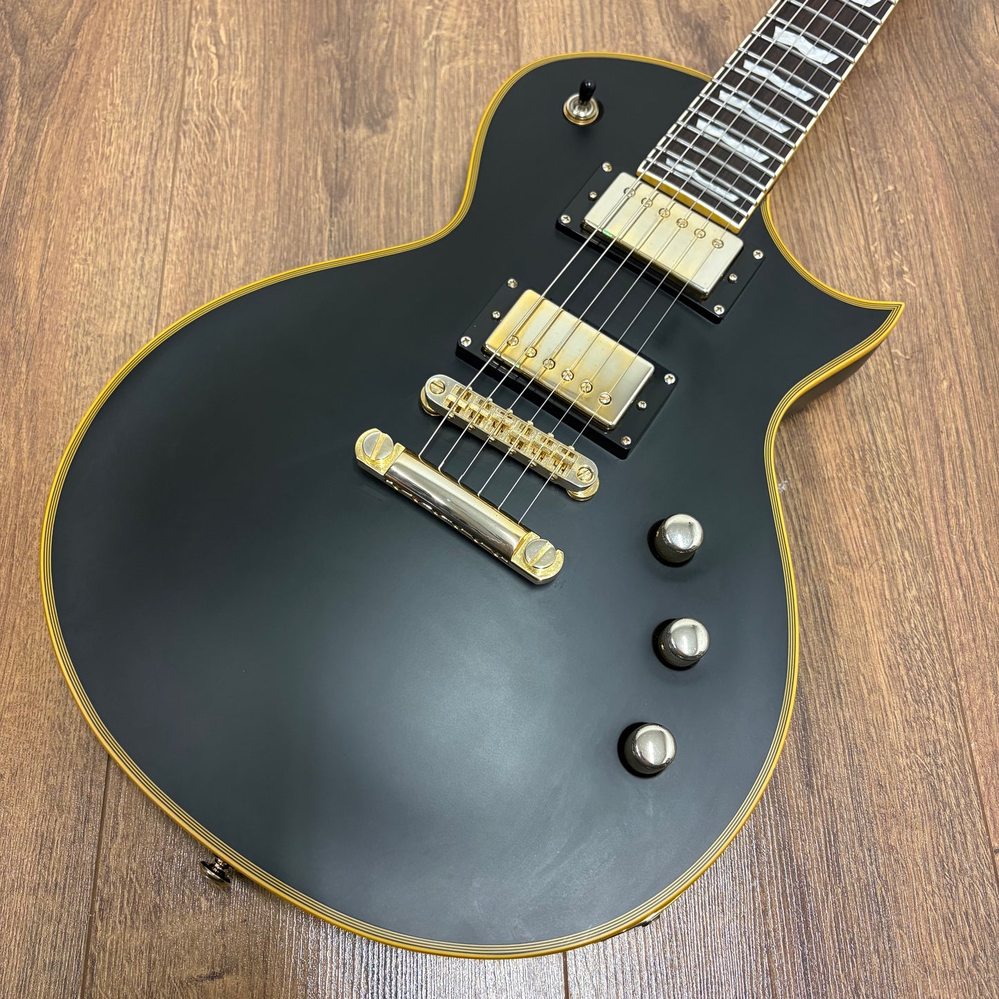 Pre-Owned ESP LTD EC-1000 Seymour Duncan - Vintage Black