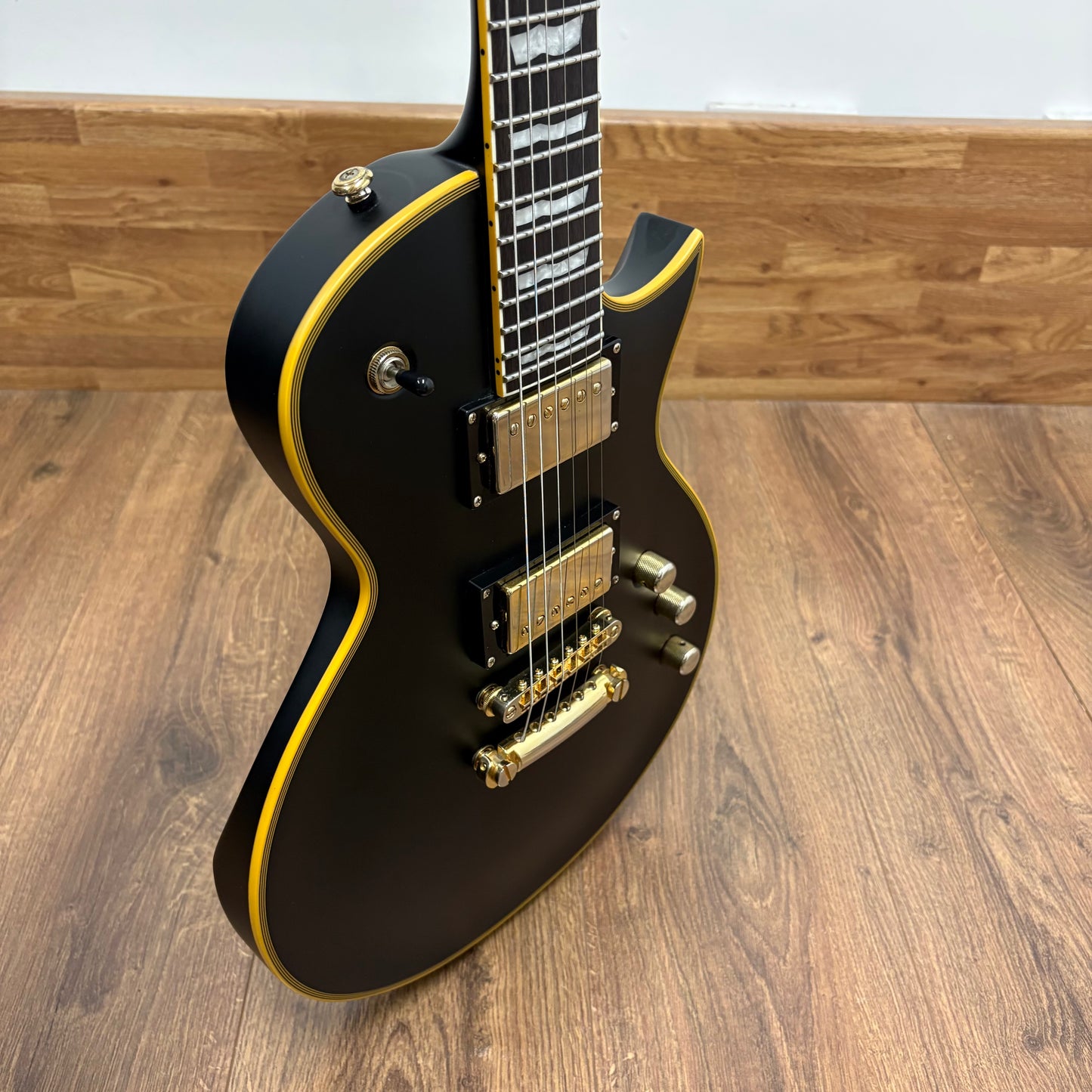 Pre-Owned ESP LTD EC-1000 Seymour Duncan - Vintage Black