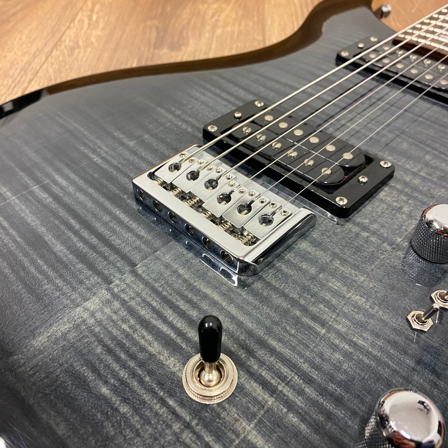 Pre-Owned PRS SE 277 Baritone - Charcoal Burst