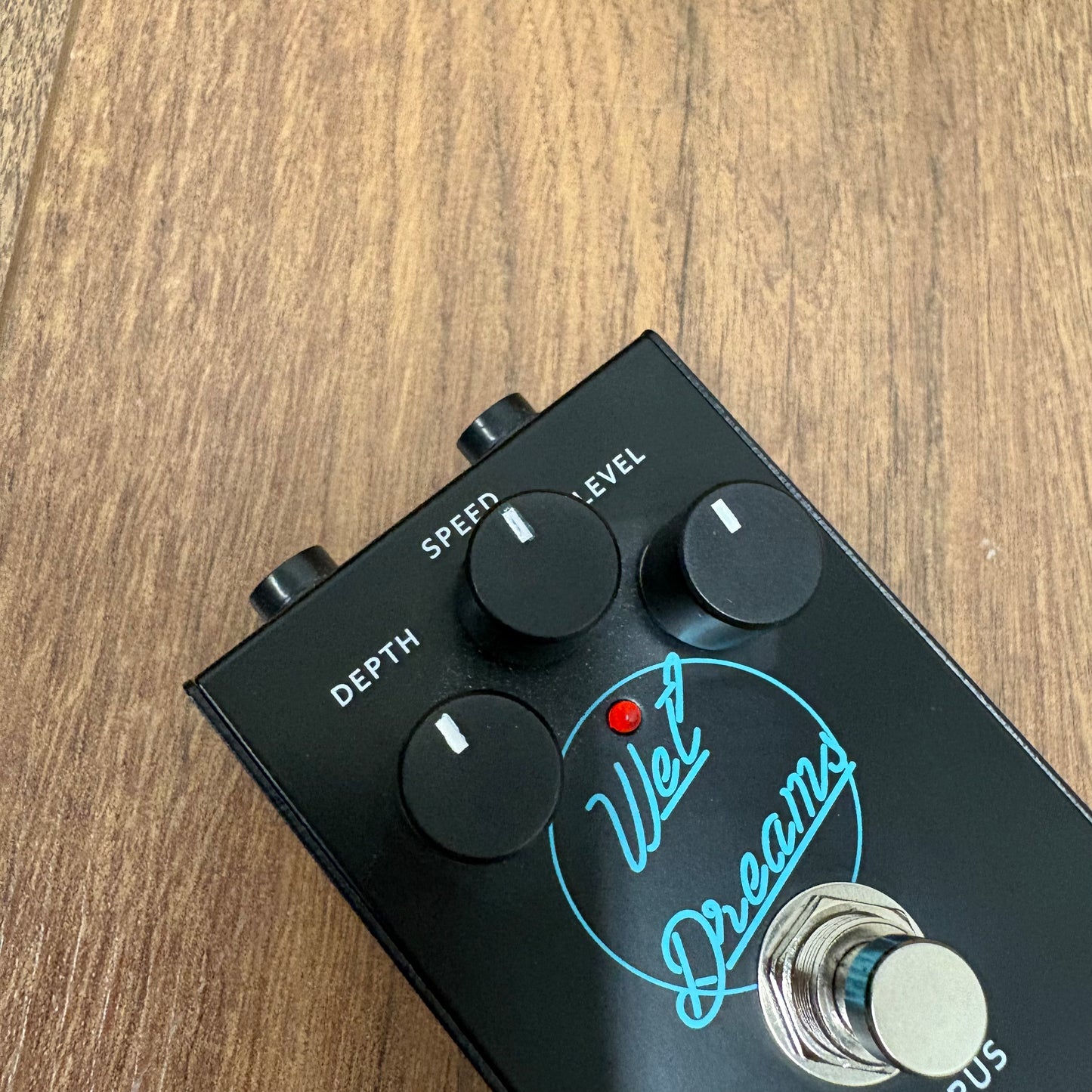Pre-Owned DeadBeat Sound Wet Dreams Analog Chorus Pedal