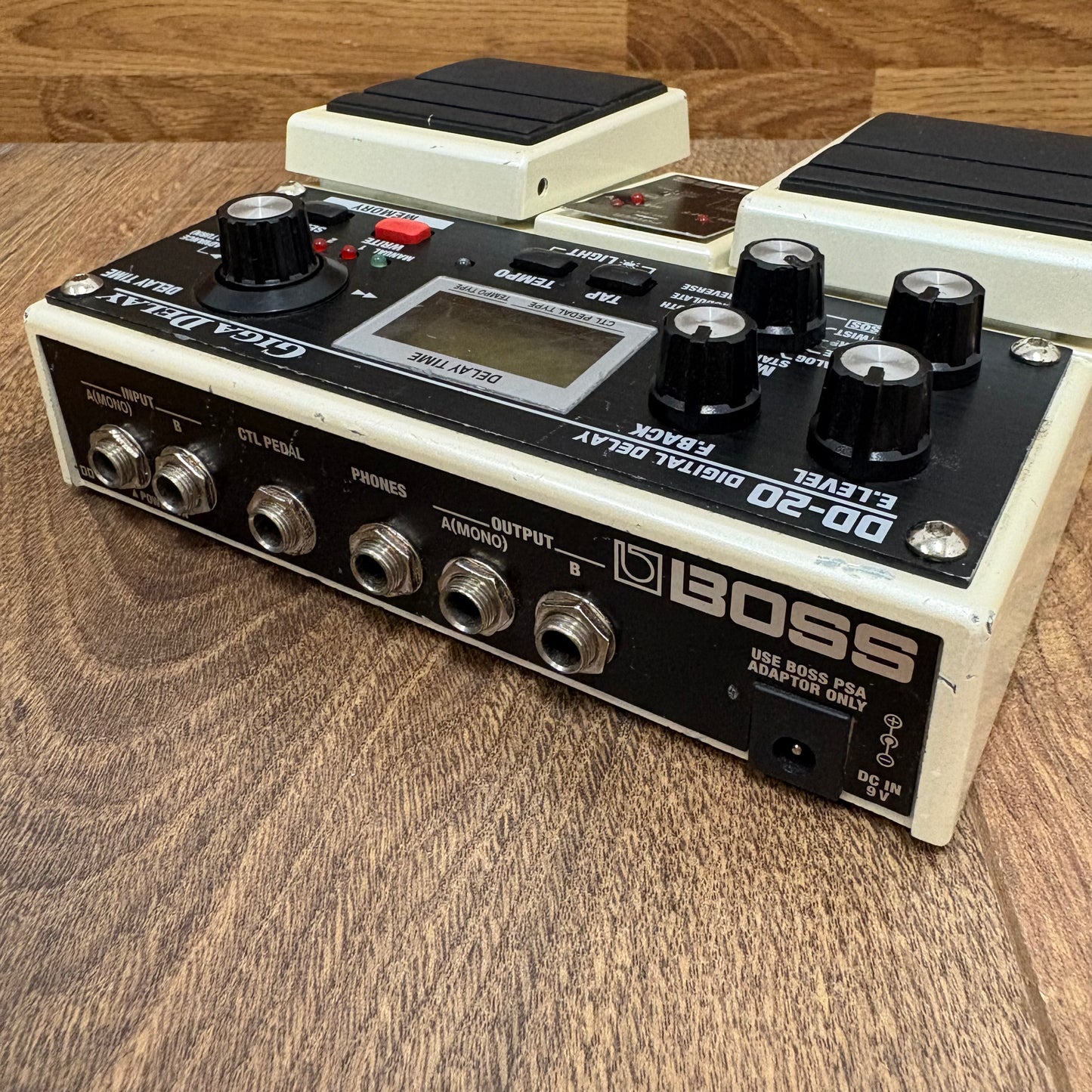 Pre-Owned Boss DD-20 Giga Delay Pedal