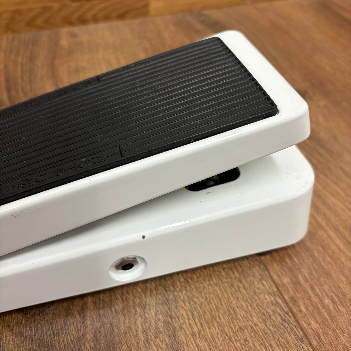 Pre-Owned Dunlop Cry Baby Bass Wah Pedal