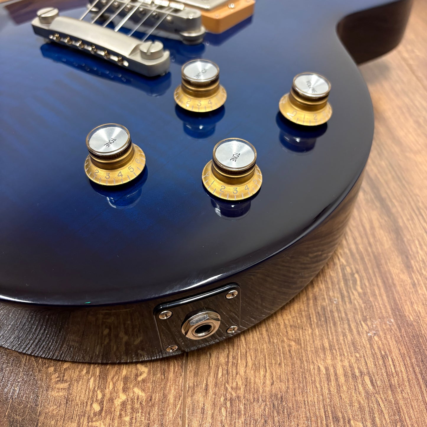 Pre-Owned Gibson Les Paul Studio - Manhattan Midnight - 2015