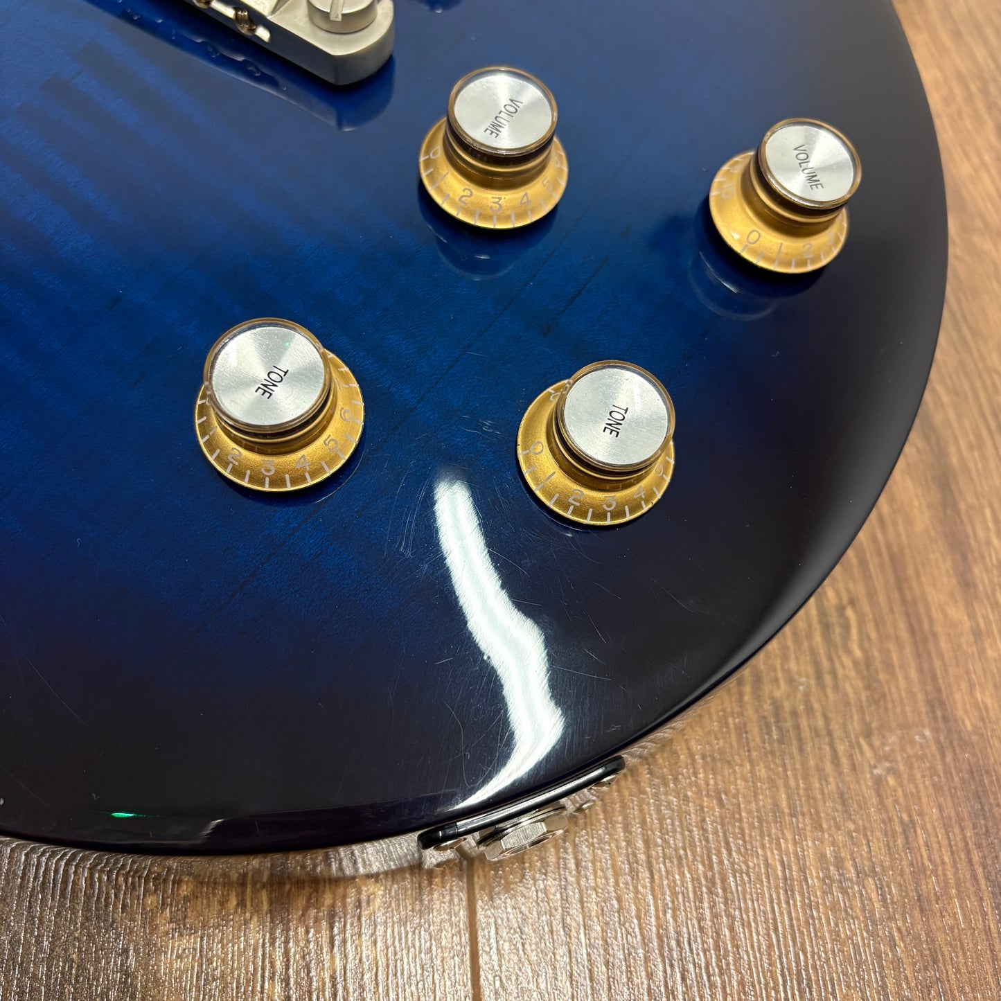 Pre-Owned Gibson Les Paul Studio - Manhattan Midnight - 2015