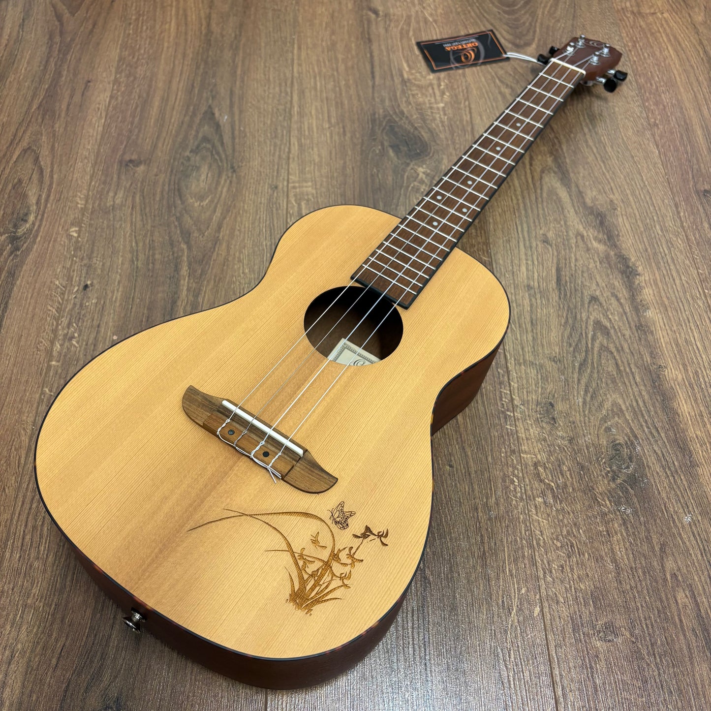 Pre-Owned Ortega Bonfire Series Baritone Ukulele - Spruce/Sapele Natural