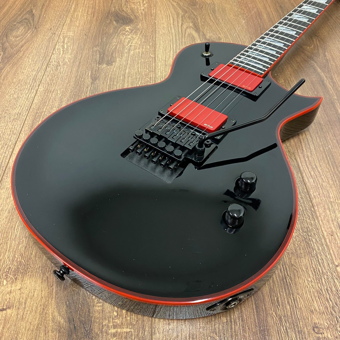 Pre-Owned LTD GH-600 Gary Holt Signature - Black