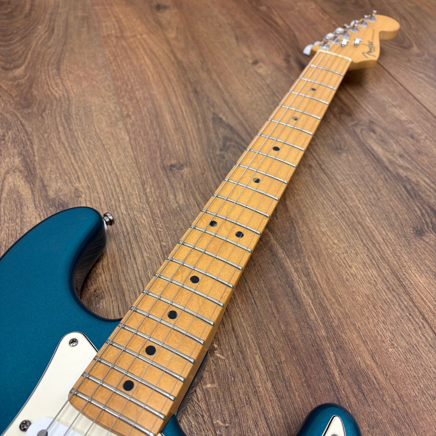 Pre-Owned Fender American Standard Stratocaster - Aqua Marine Metallic - 2000