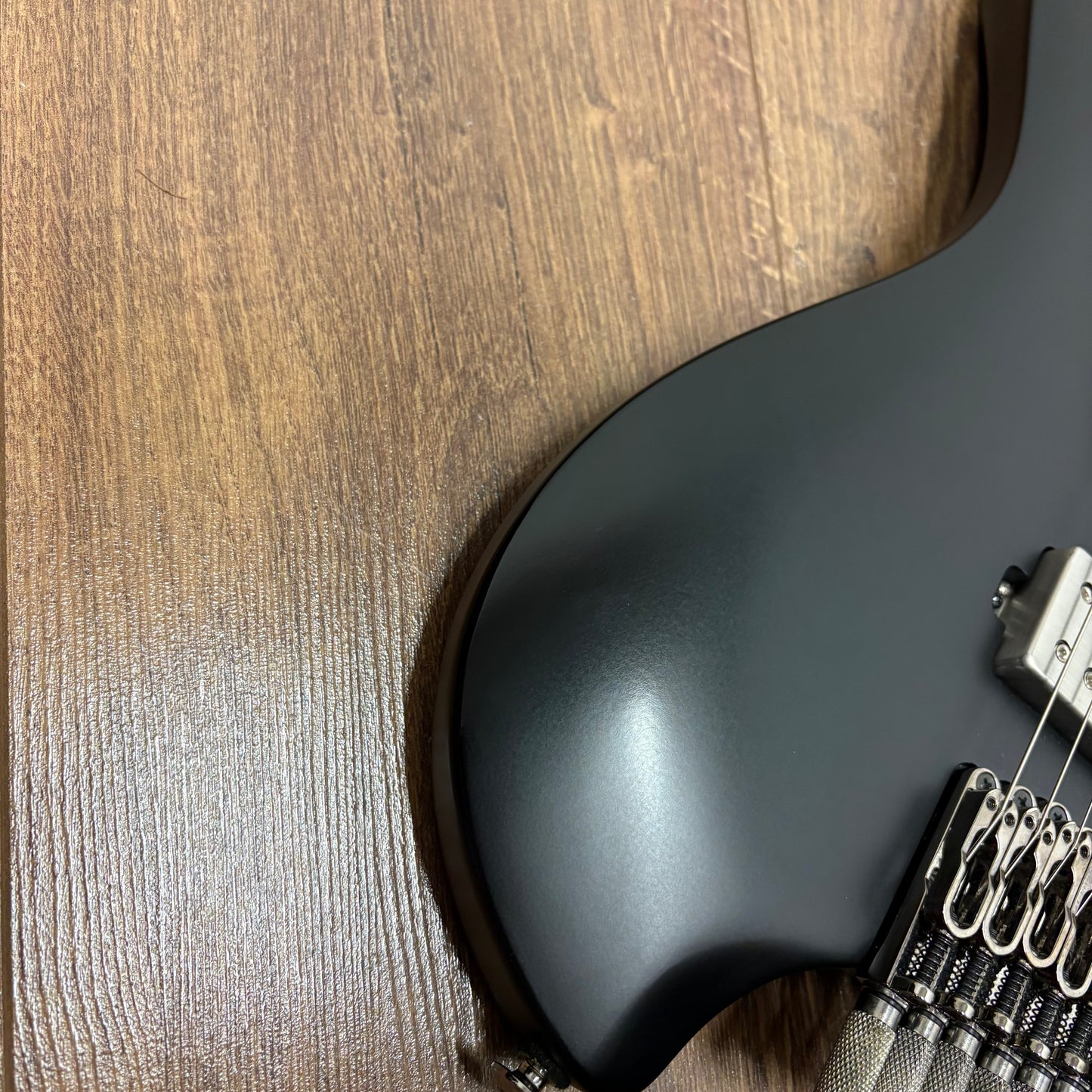 Pre-Owned Ibanez QX52-BKF Headless Guitar - Black Flat