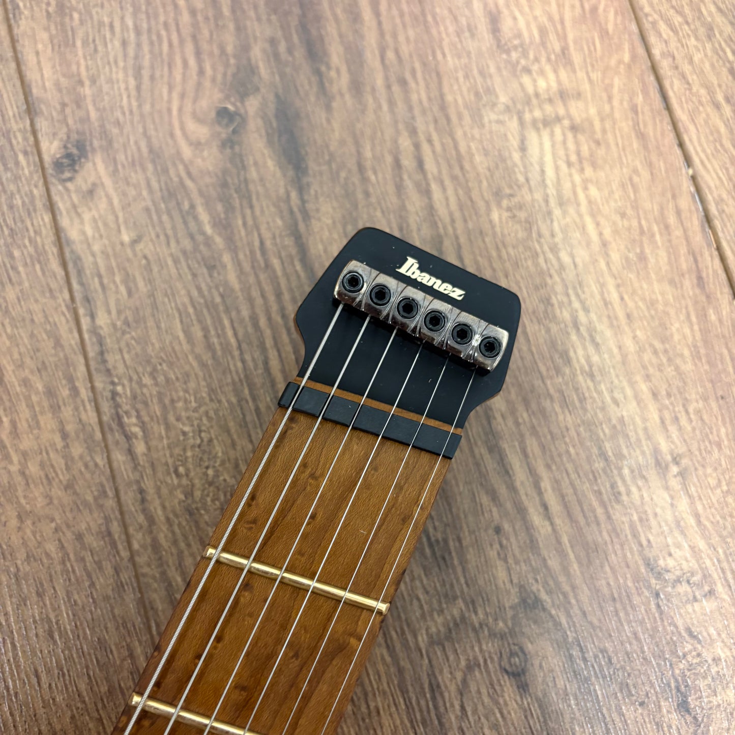 Pre-Owned Ibanez QX52-BKF Headless Guitar - Black Flat
