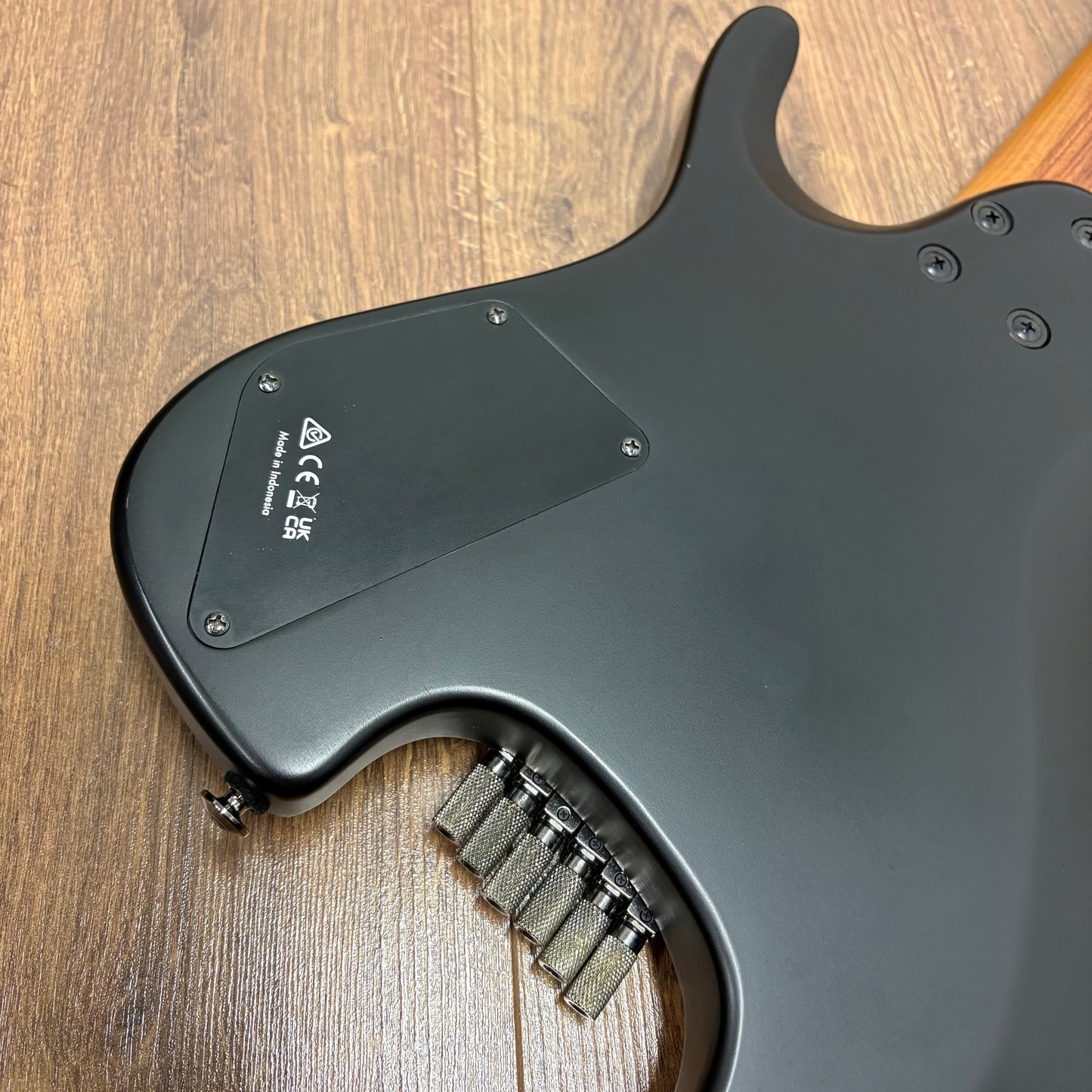 Pre-Owned Ibanez QX52-BKF Headless Guitar - Black Flat