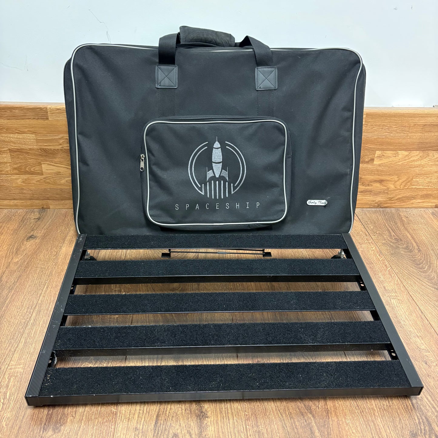 Pre-Owned Harley Benton Spaceship 60XL Pedalboard