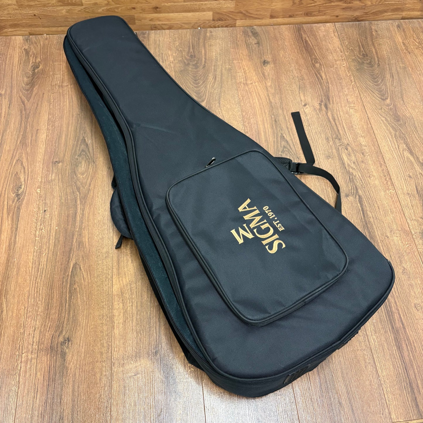 Pre-Owned Sigma SDM-18 Acoustic - Natural