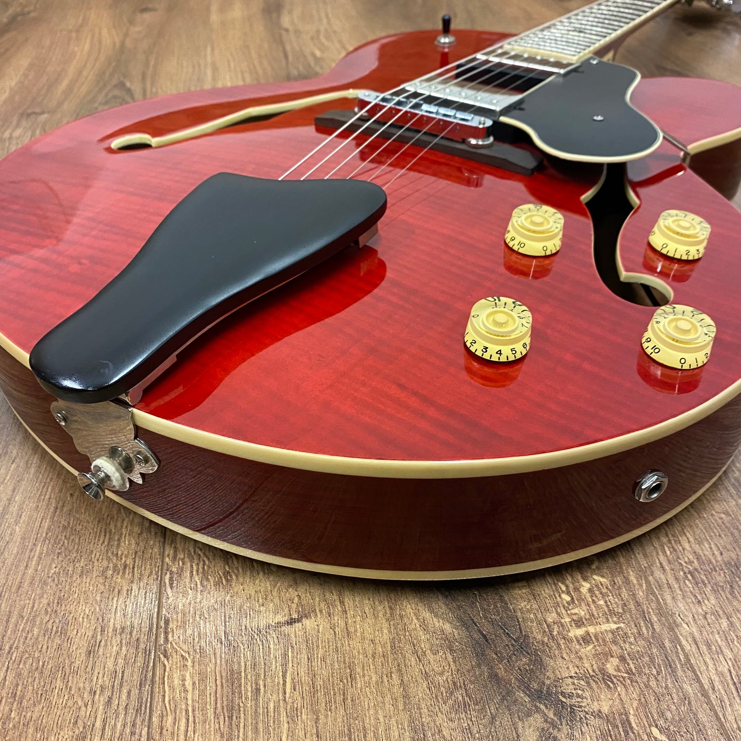 Pre-Owned Tanglewood TSB 49 Hollowbody Guitar - Red