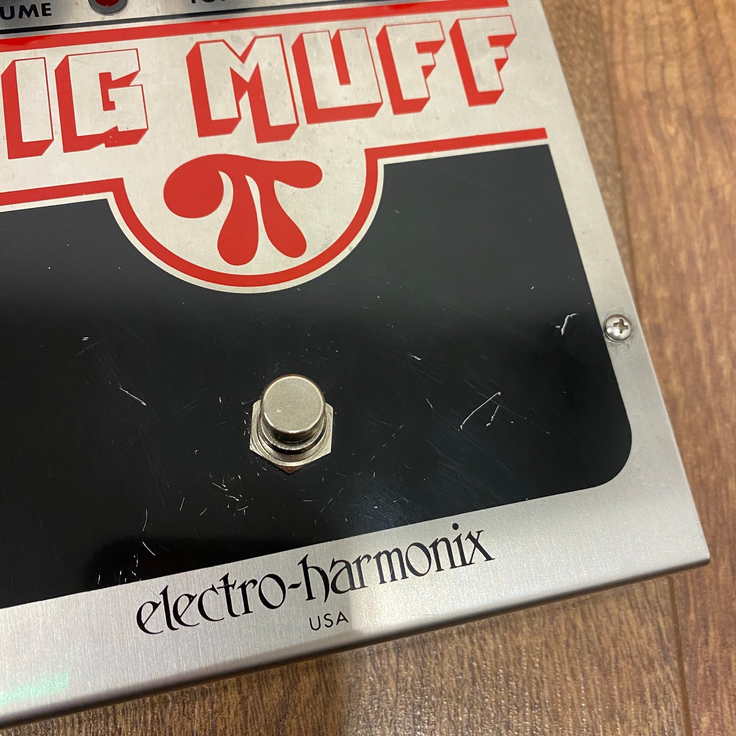 Pre-Owned Electro-Harmonix Big Muff Pi Fuzz Pedal