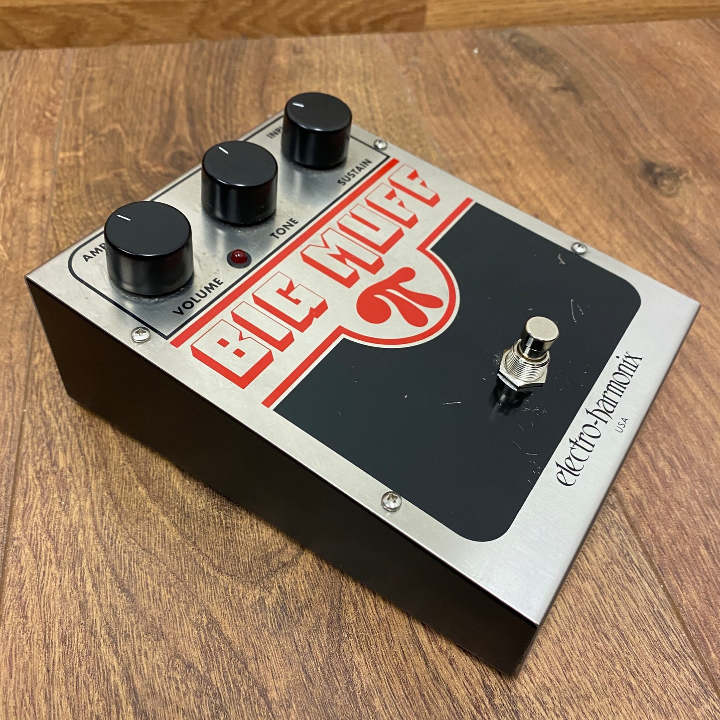 Pre-Owned Electro-Harmonix Big Muff Pi Fuzz Pedal