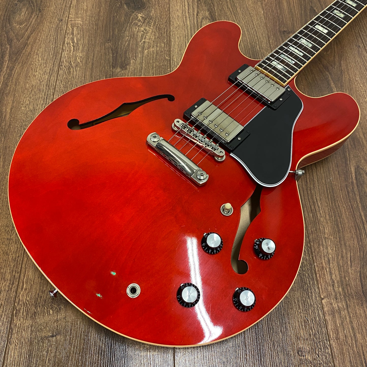 Pre-Owned Gibson Memphis ES-335 Traditional ESDP18ARDNHI - Antique Faded Cherry - 2018