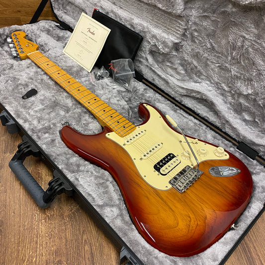 Pre-Owned Fender American Professional II Stratocaster HSS - Sienna Sunburst - 2020