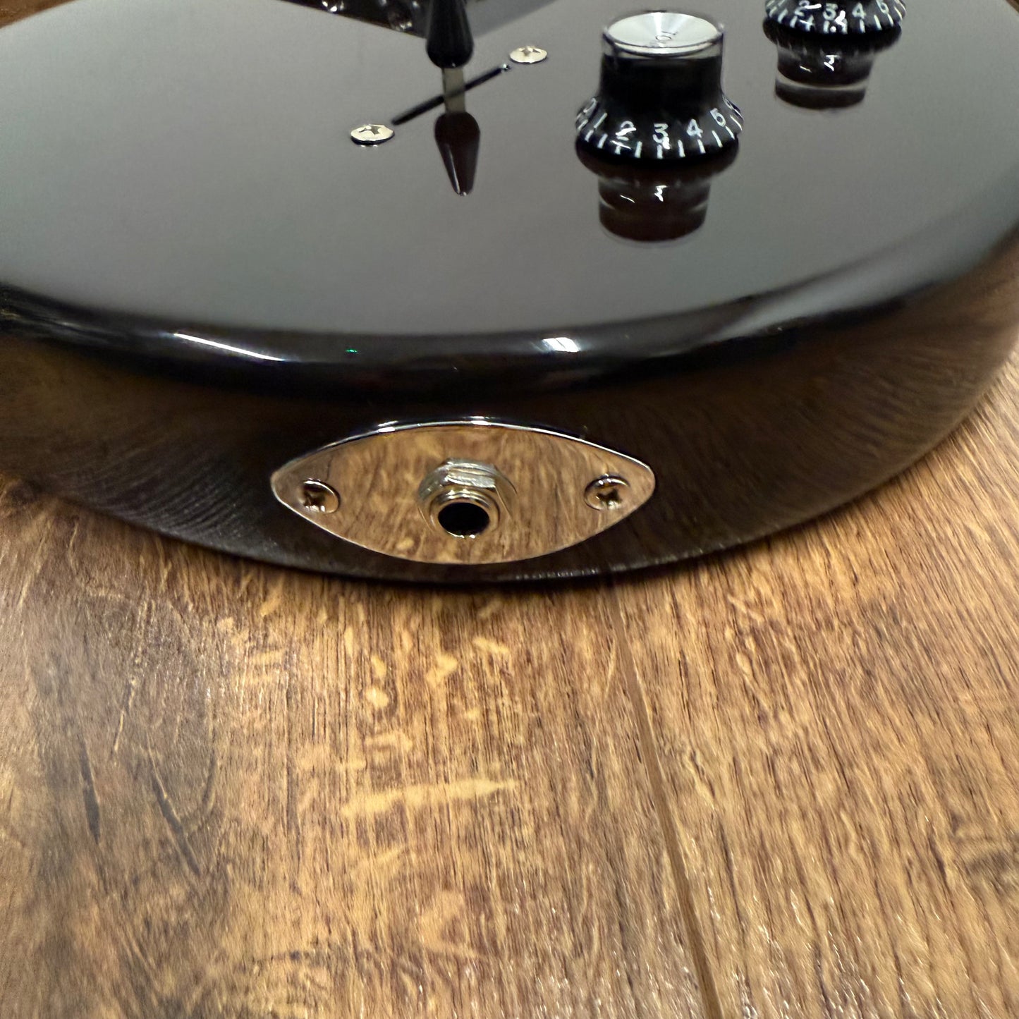 Pre-Owned Shergold SM03-SD Masquerader - Thru-Black