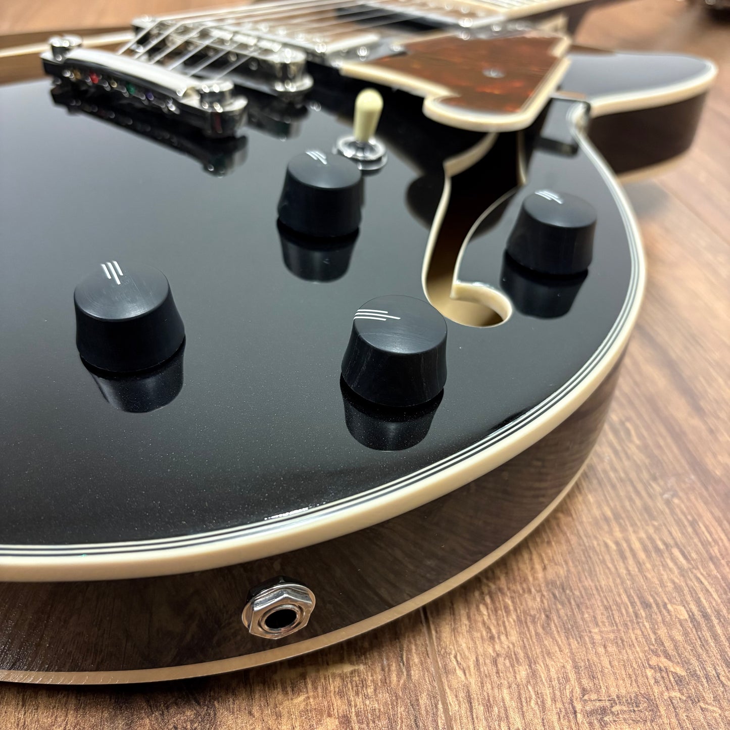 Pre-Owned D'Angelico Premier SS Single Cutaway - Black Flake