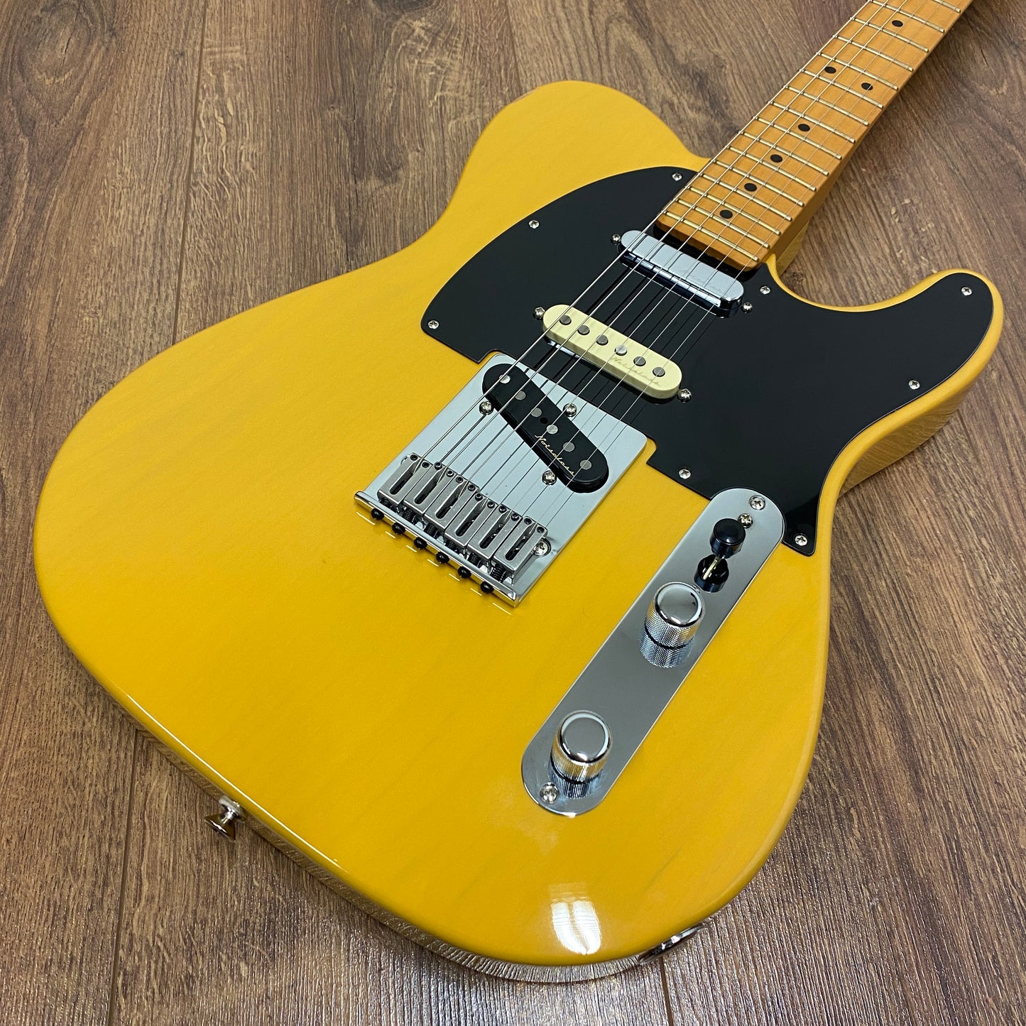 Pre-Owned Fender Player Plus Nashville Telecaster - Butterscotch Blonde