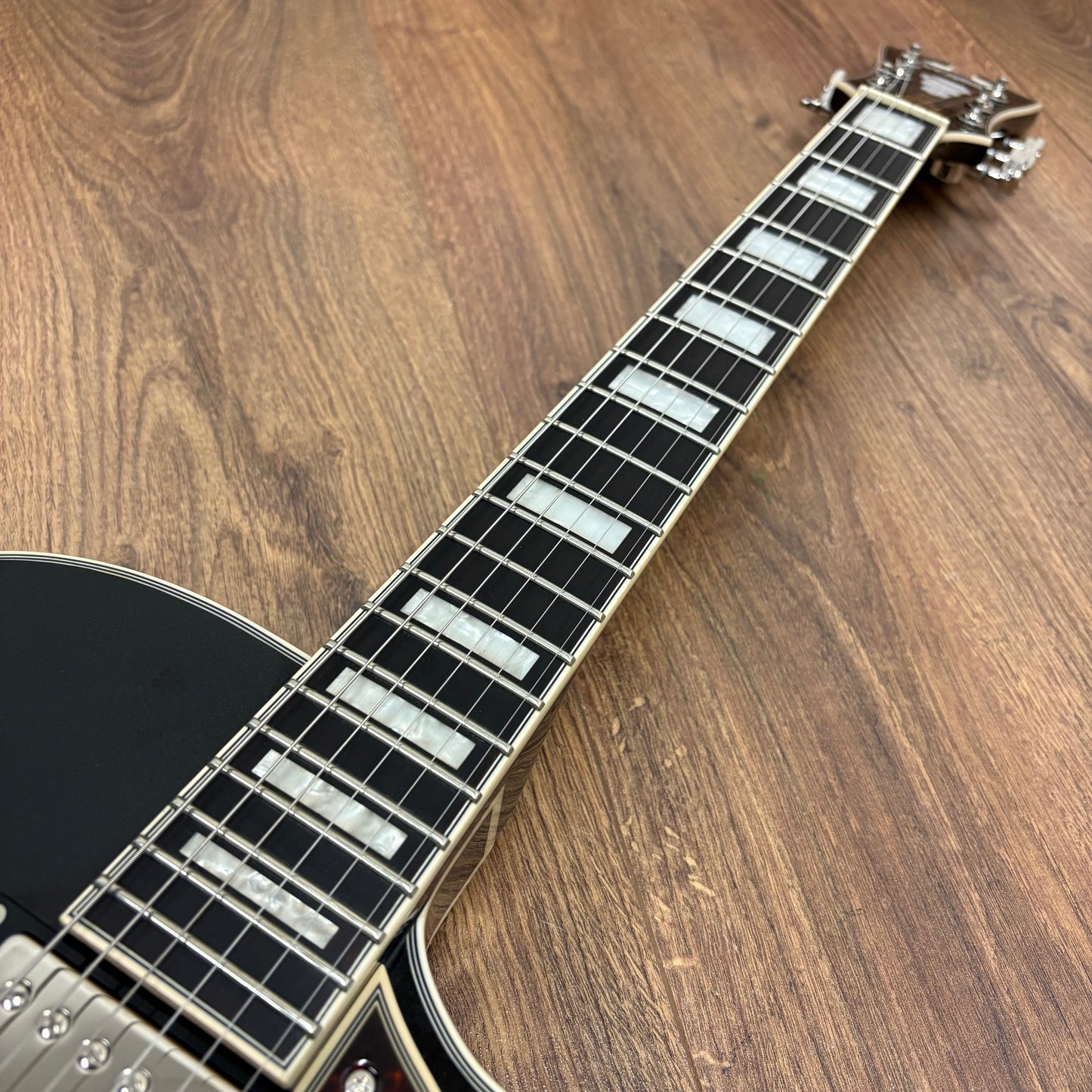 Pre-Owned D'Angelico Premier SS Single Cutaway - Black Flake
