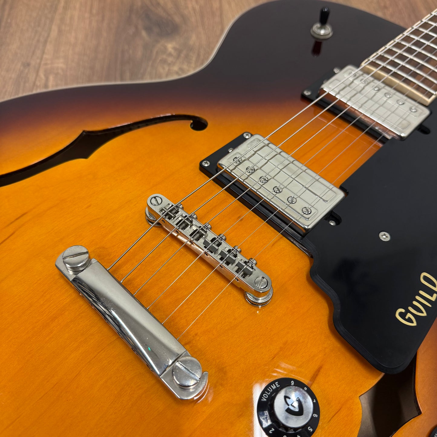 Pre-Owned Guild Starfire I SC - Antique Burst