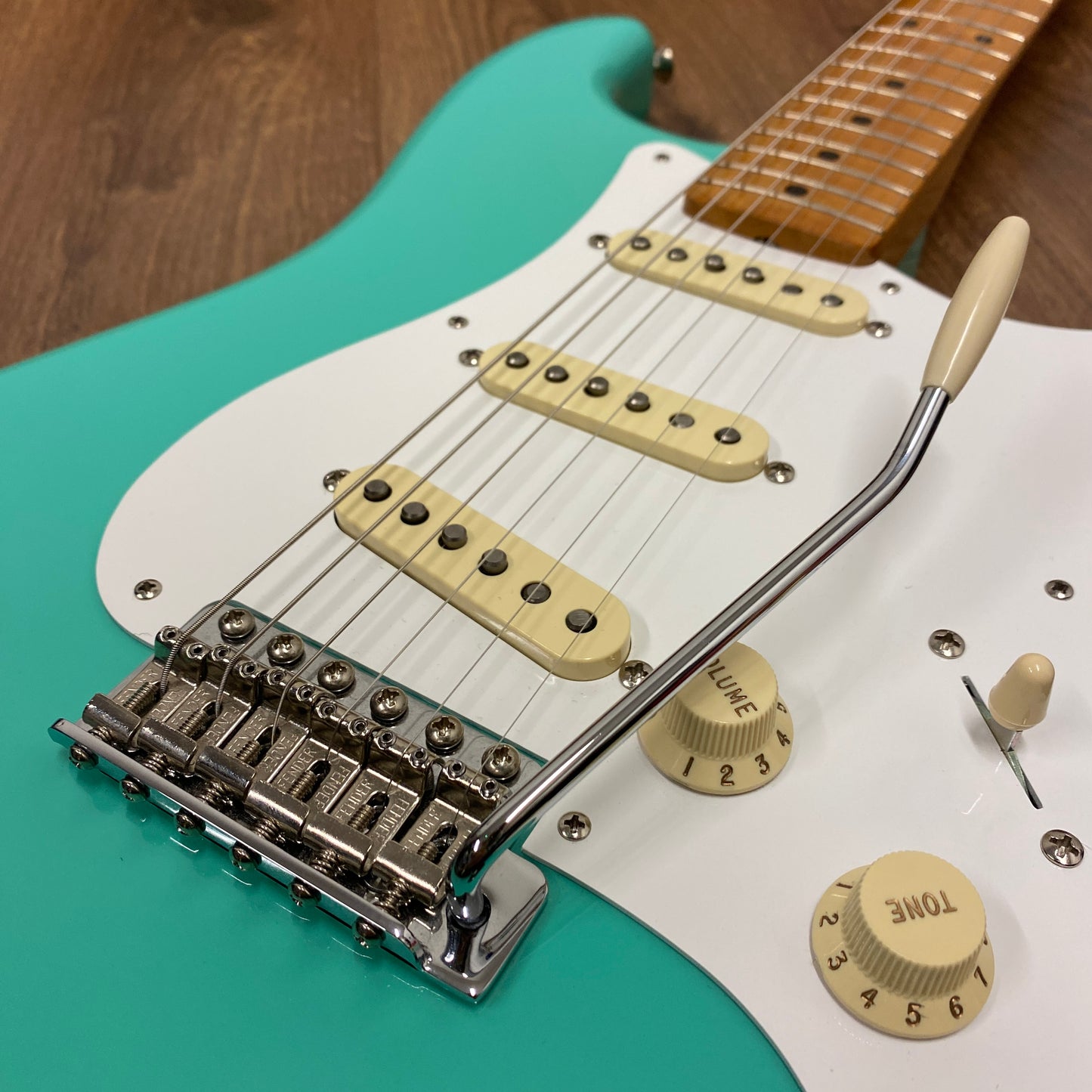 Pre-Owned Fender Vintera '50s Stratocaster - Seafoam Green