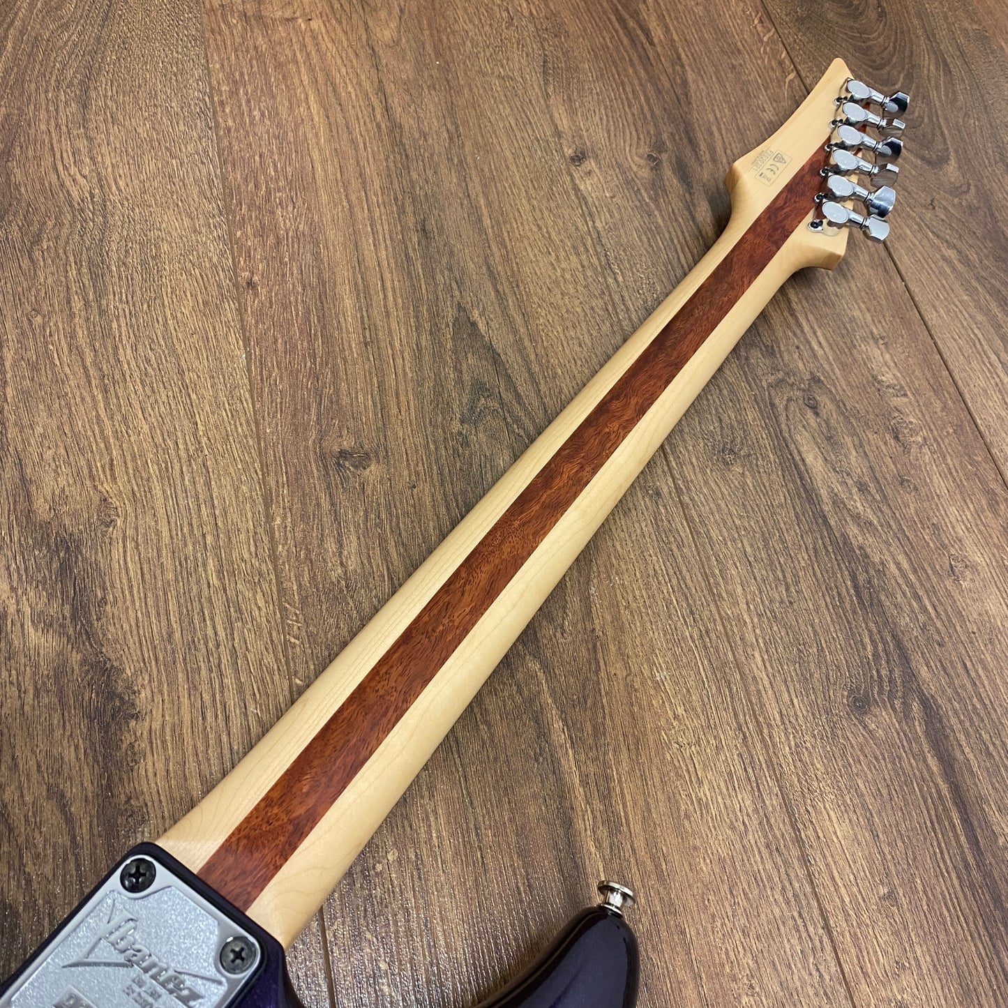 Pre-Owned Ibanez JS2450 Joe Satriani Signature - Muscle Car Purple