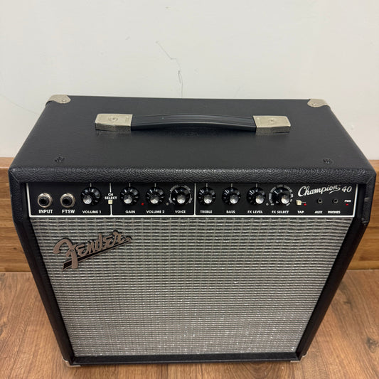 Pre-Owned Fender Champion 40 Combo Amp