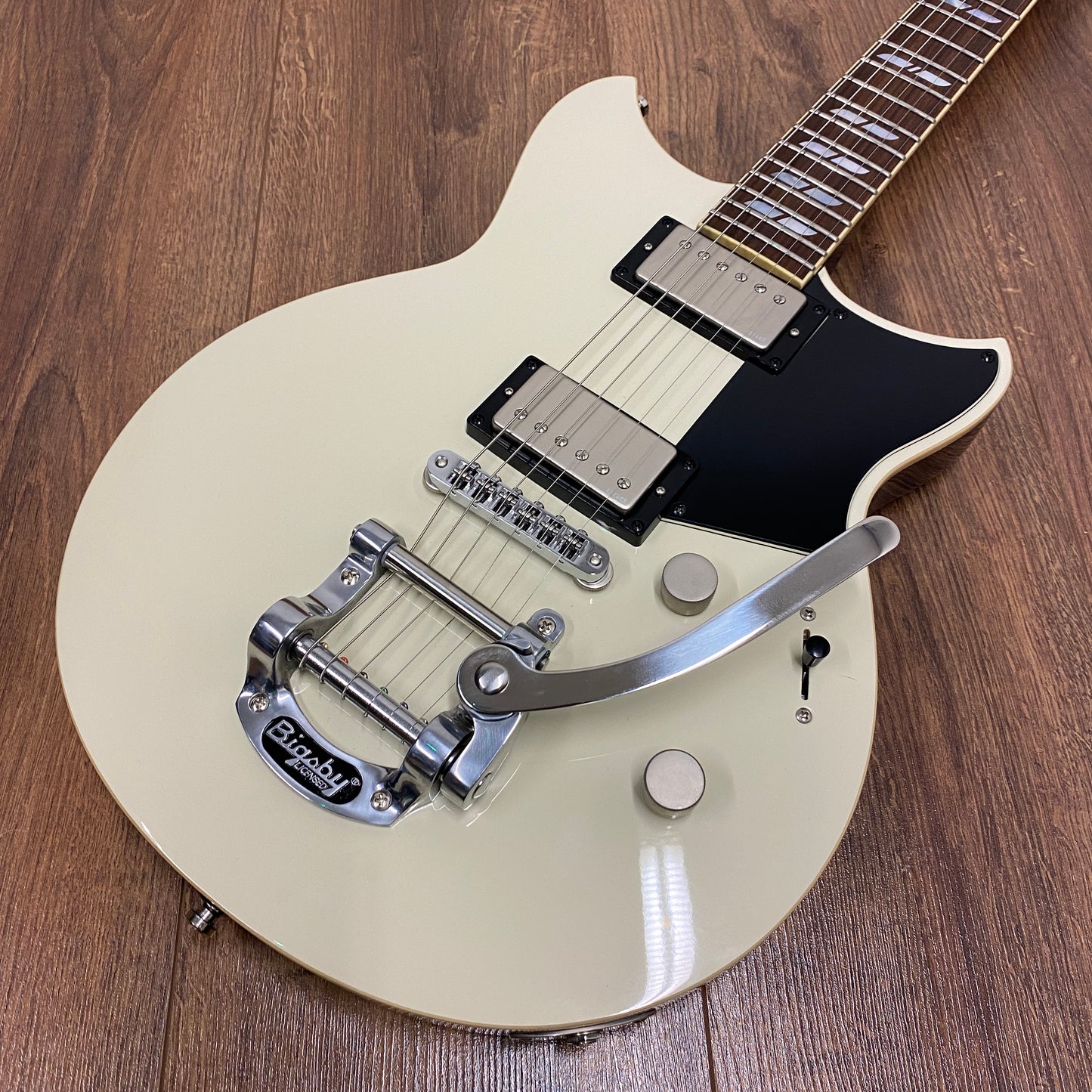 Pre-Owned Yamaha Revstar RS720BX - Vintage White