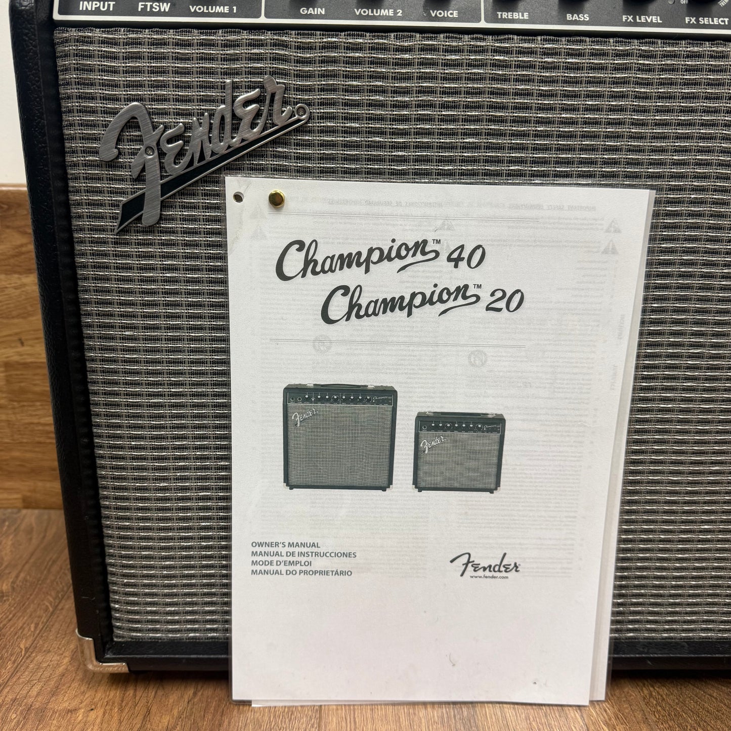 Pre-Owned Fender Champion 40 Combo Amp