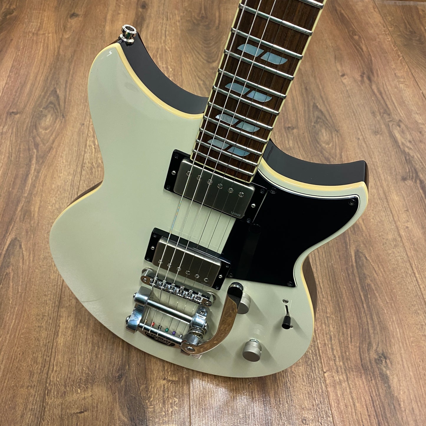 Pre-Owned Yamaha Revstar RS720BX - Vintage White