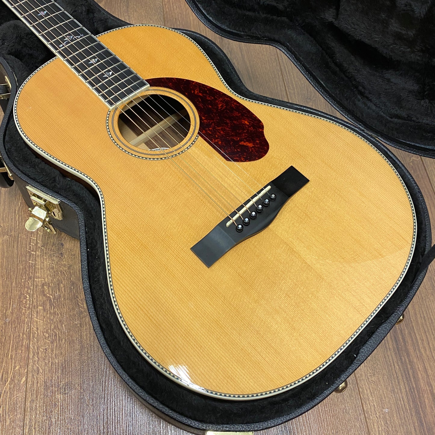 Pre-Owned Fender Paramount PM-2 Deluxe Electro-Acoustic - Natural