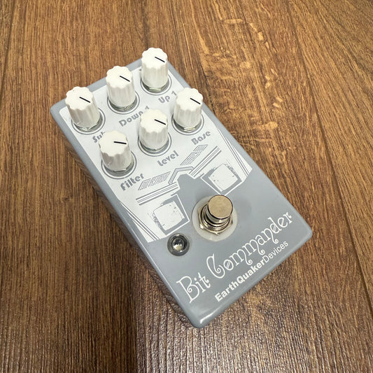 Pre-Owned EarthQuaker Devices Bit Commander Octave Synth Pedal