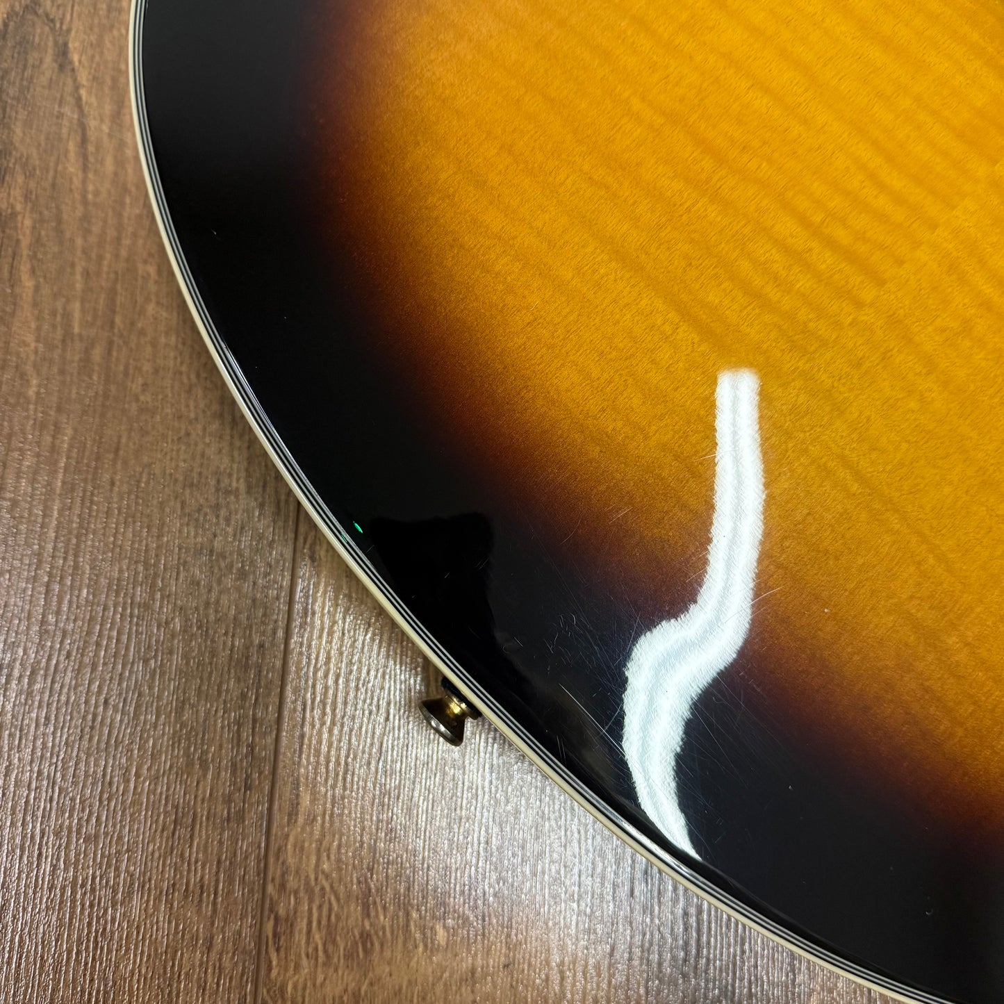 Pre-Owned Washburn HB-35 - Tobacco Sunburst
