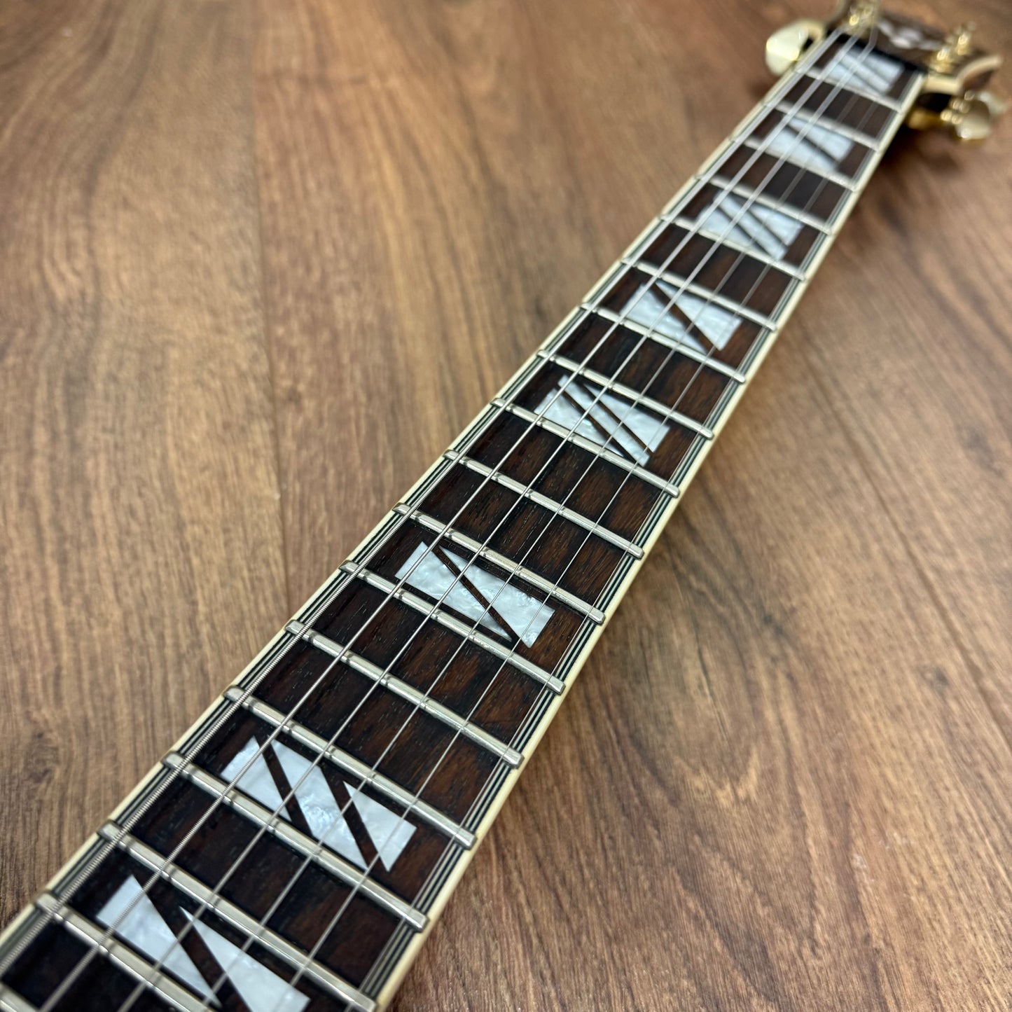 Pre-Owned Washburn HB-35 - Tobacco Sunburst