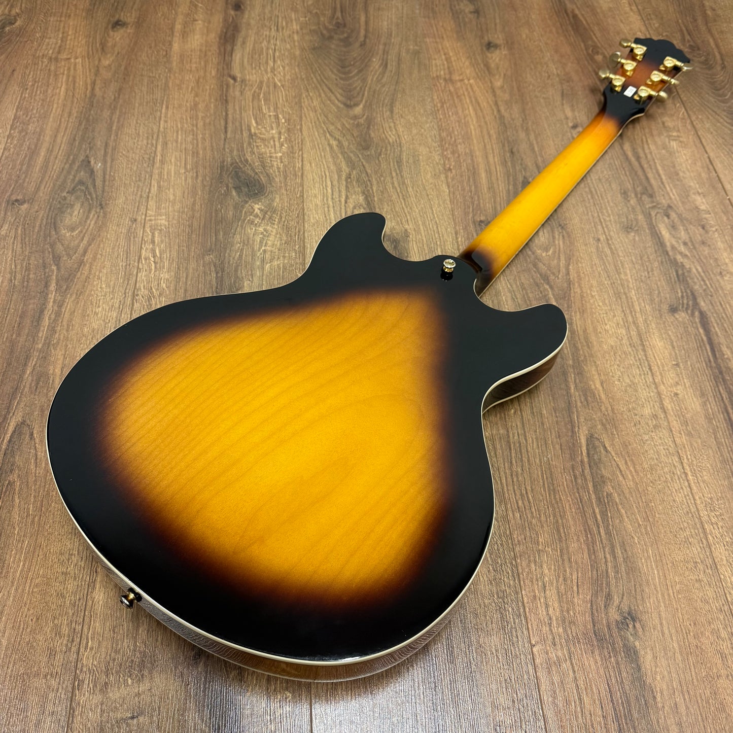Pre-Owned Washburn HB-35 - Tobacco Sunburst