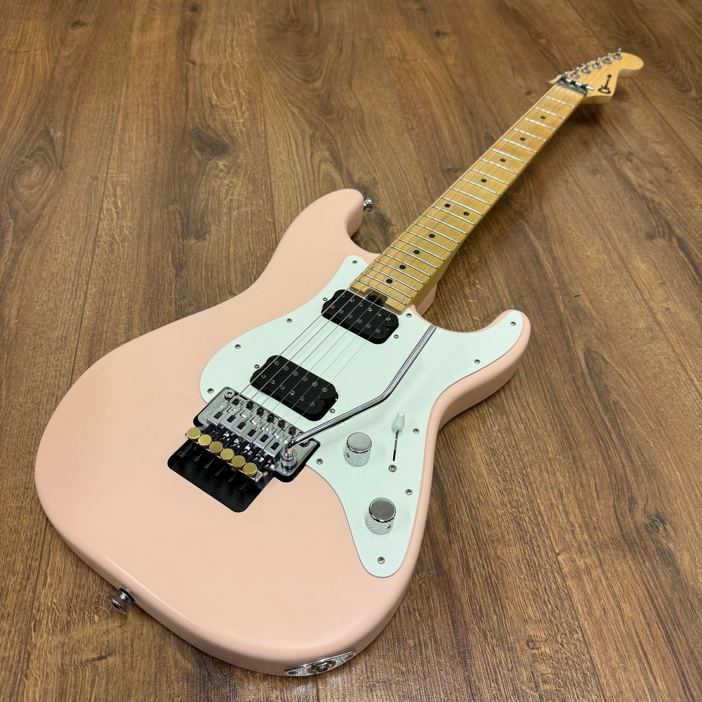 Pre-Owned Charvel Pro Mod So Cal Style 1 FR - Satin Shell Pink