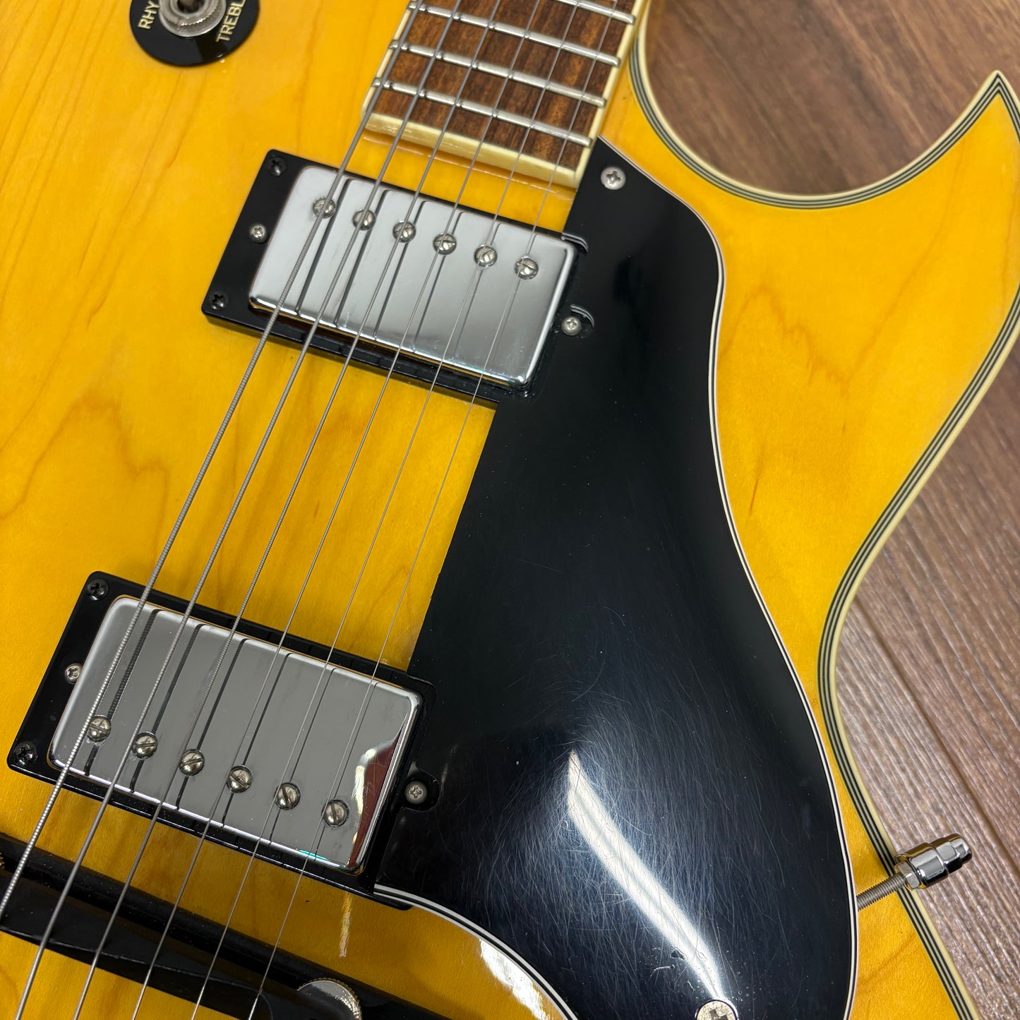 Pre-Owned Tokai FA-70 Hollowbody - Natural