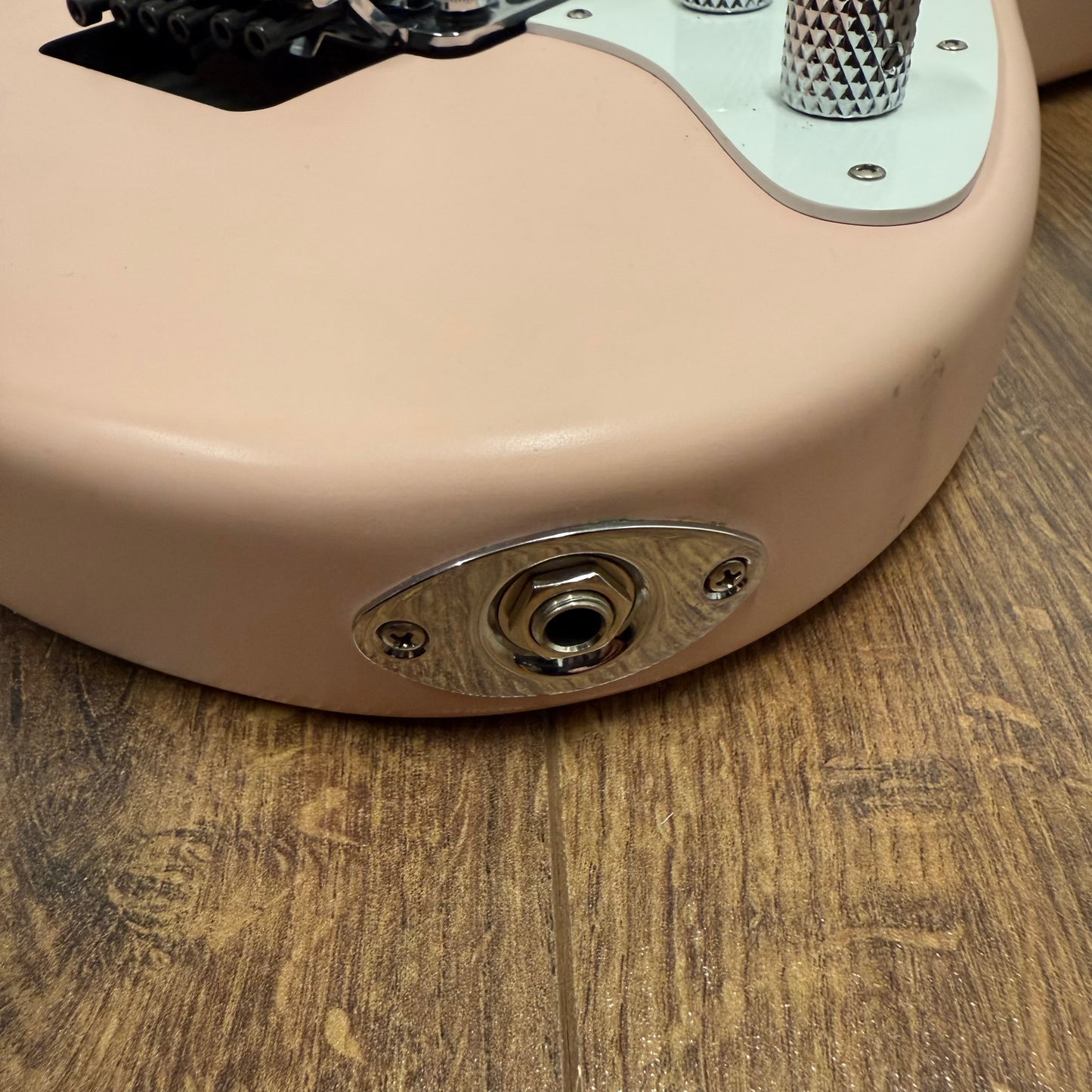 Pre-Owned Charvel Pro Mod So Cal Style 1 FR - Satin Shell Pink