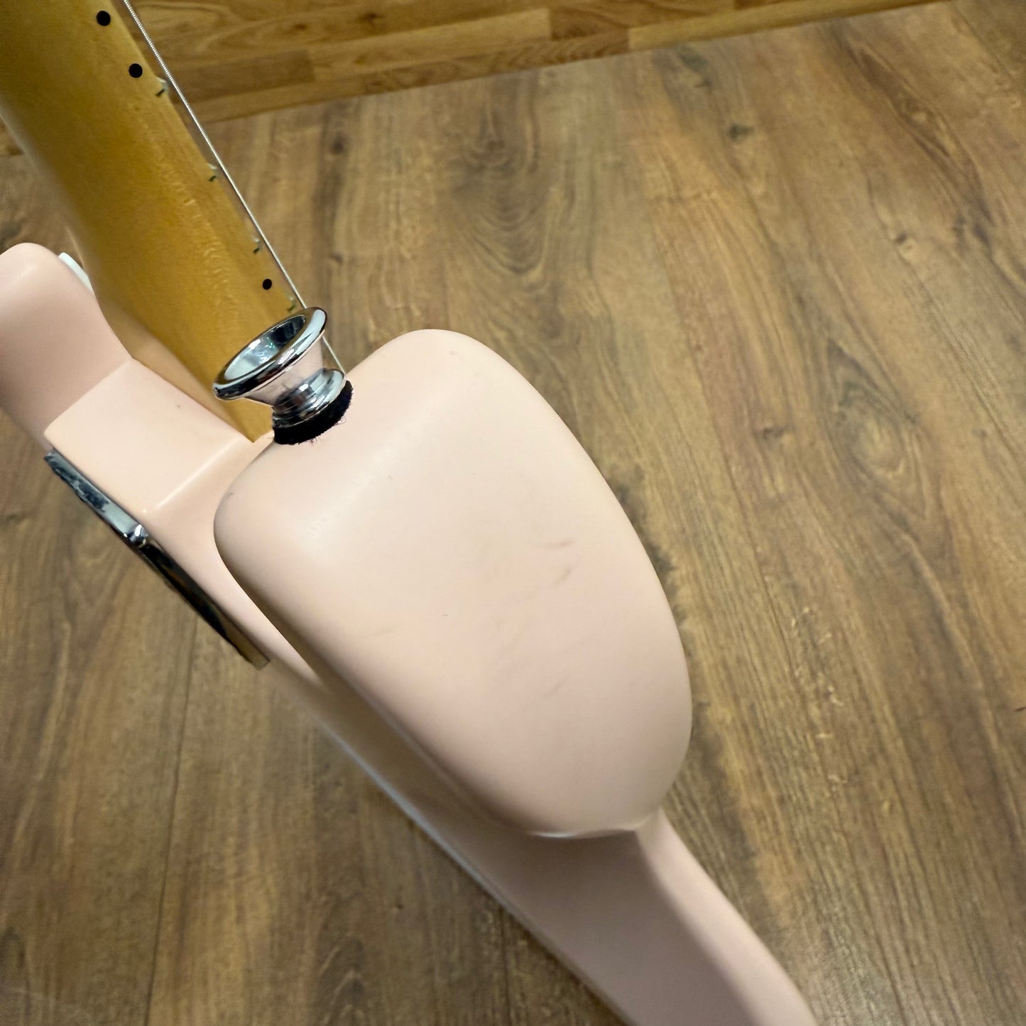 Pre-Owned Charvel Pro Mod So Cal Style 1 FR - Satin Shell Pink