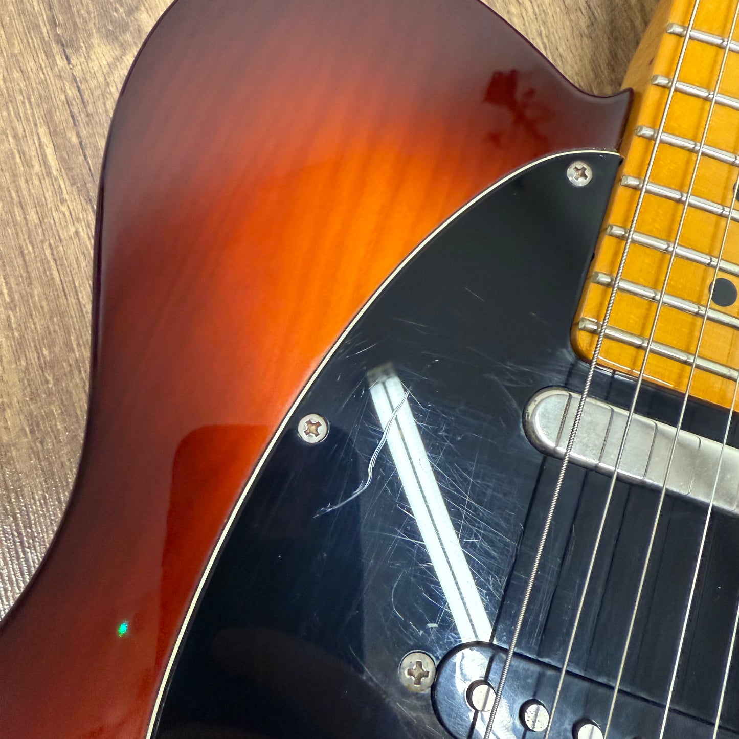 Pre-Owned Fender Modern Player Telecaster Plus - Honey Burst