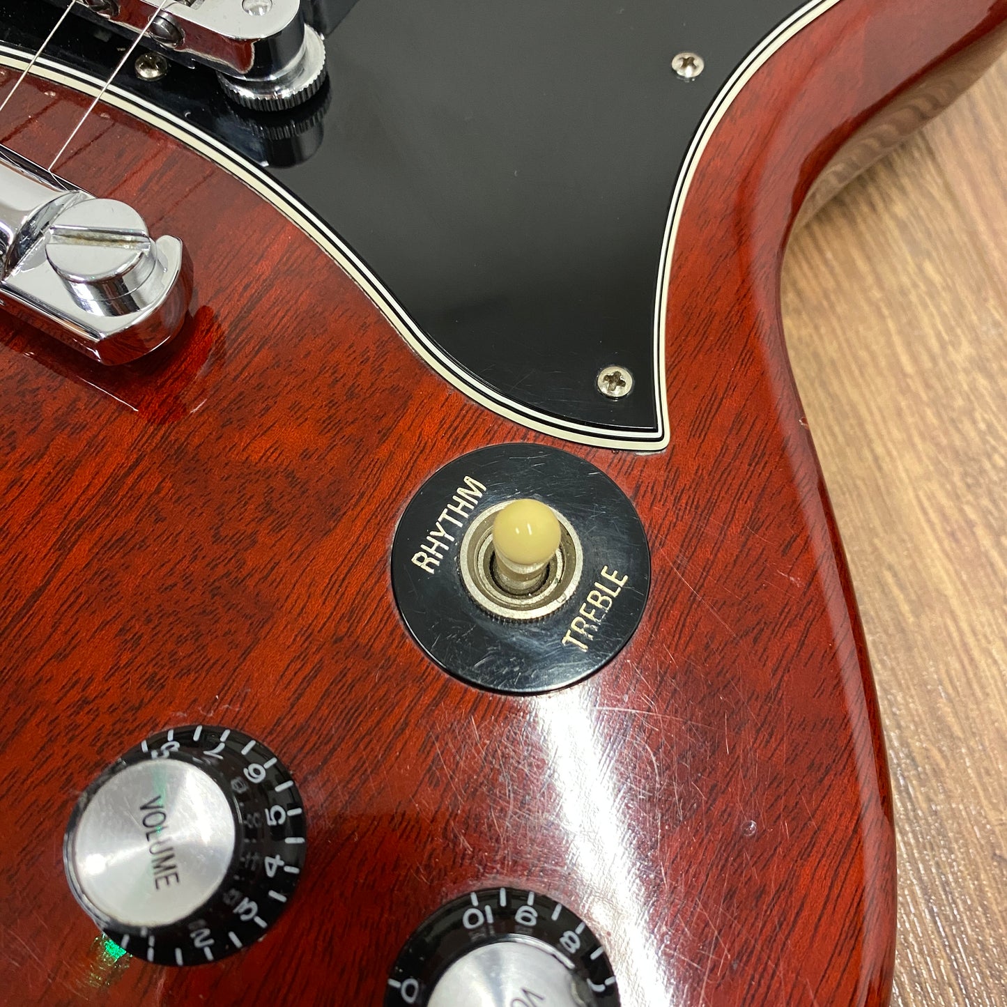 Pre-Owned Gibson SG Standard - Heritage Cherry - 2006