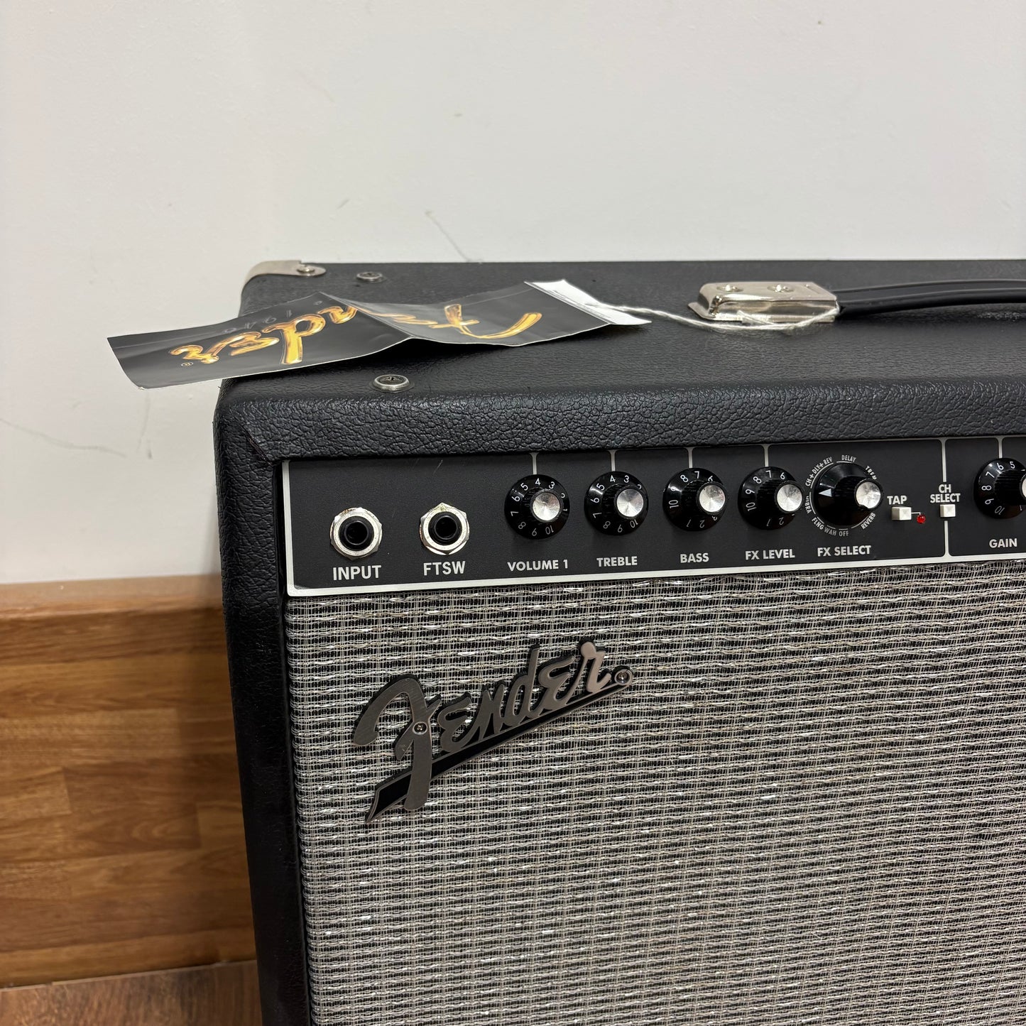 Pre-Owned Fender Champion 100w 2x12" Combo Amp