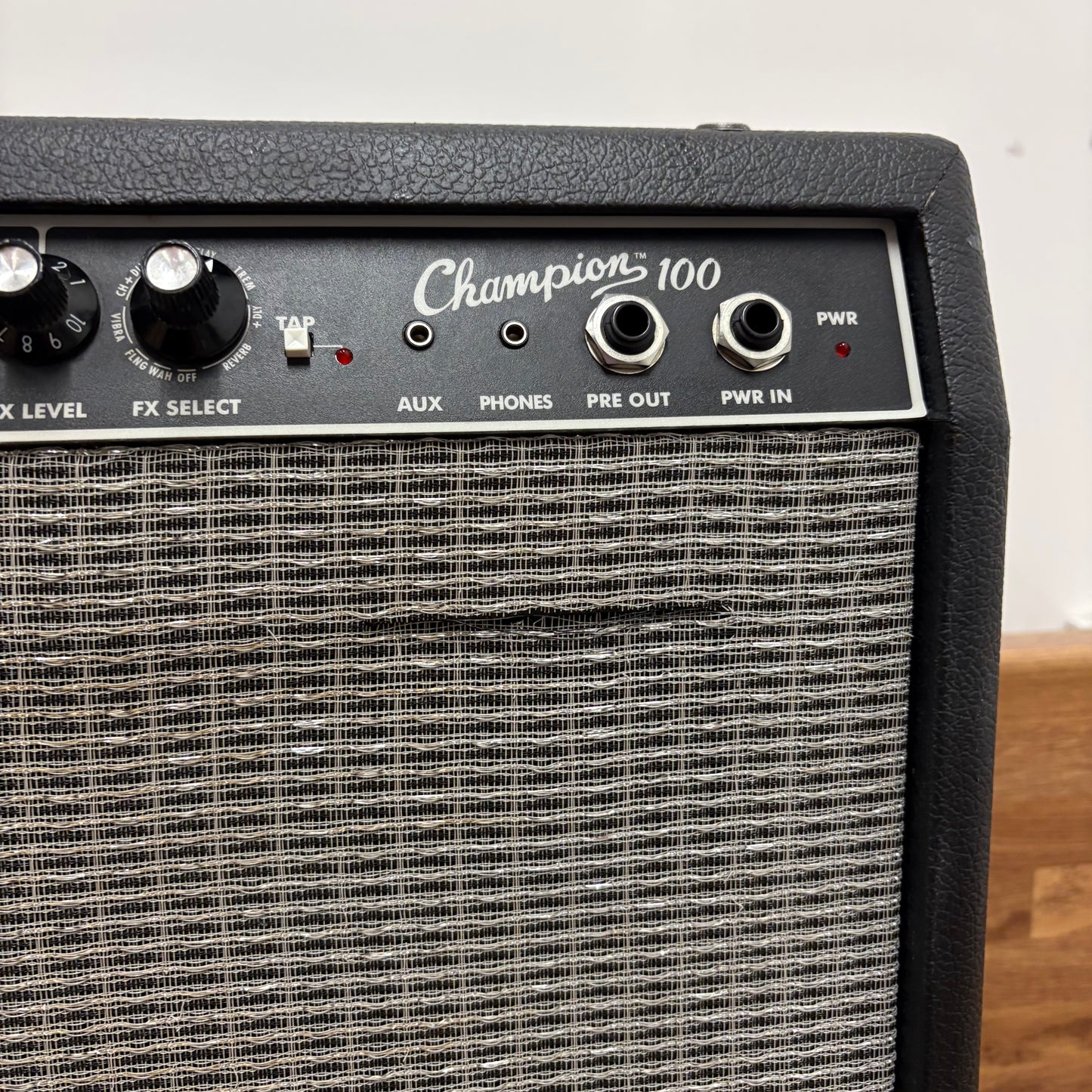 Pre-Owned Fender Champion 100w 2x12" Combo Amp