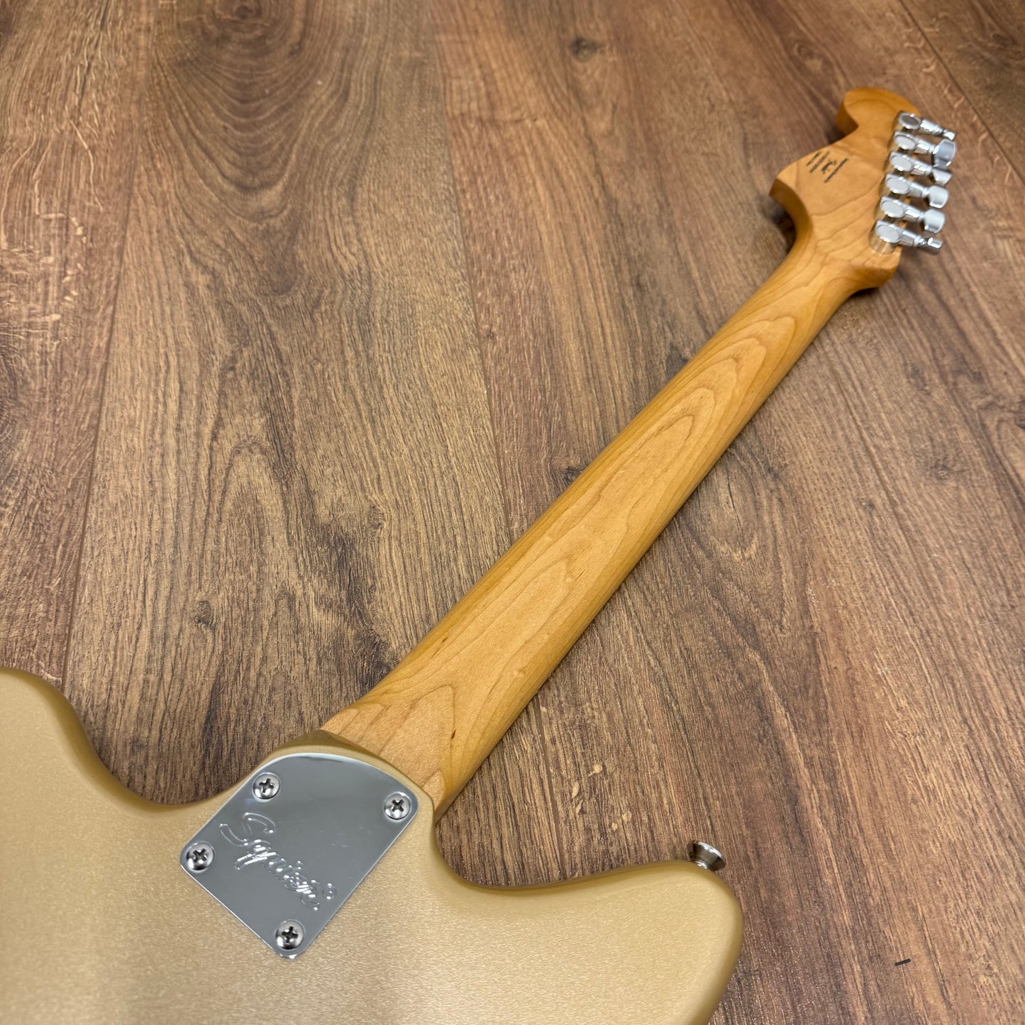 Pre-Owned Squier Contemporary Jaguar HH - Shoreline Gold