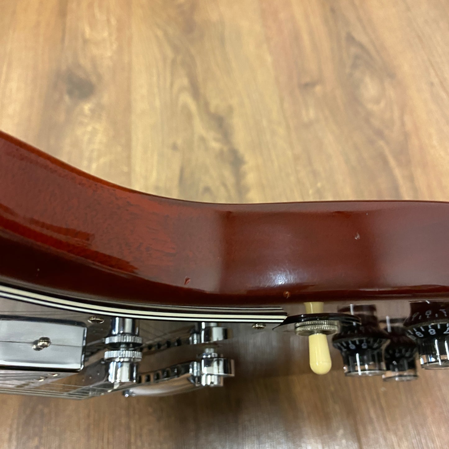 Pre-Owned Gibson SG Standard - Heritage Cherry - 2006