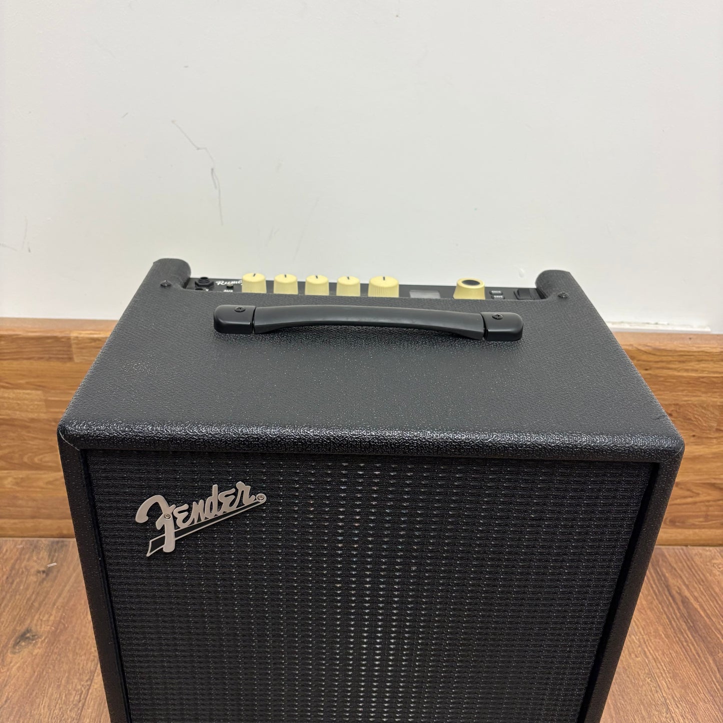 Pre-Owned Fender Rumble LT25 Bass Combo Amp