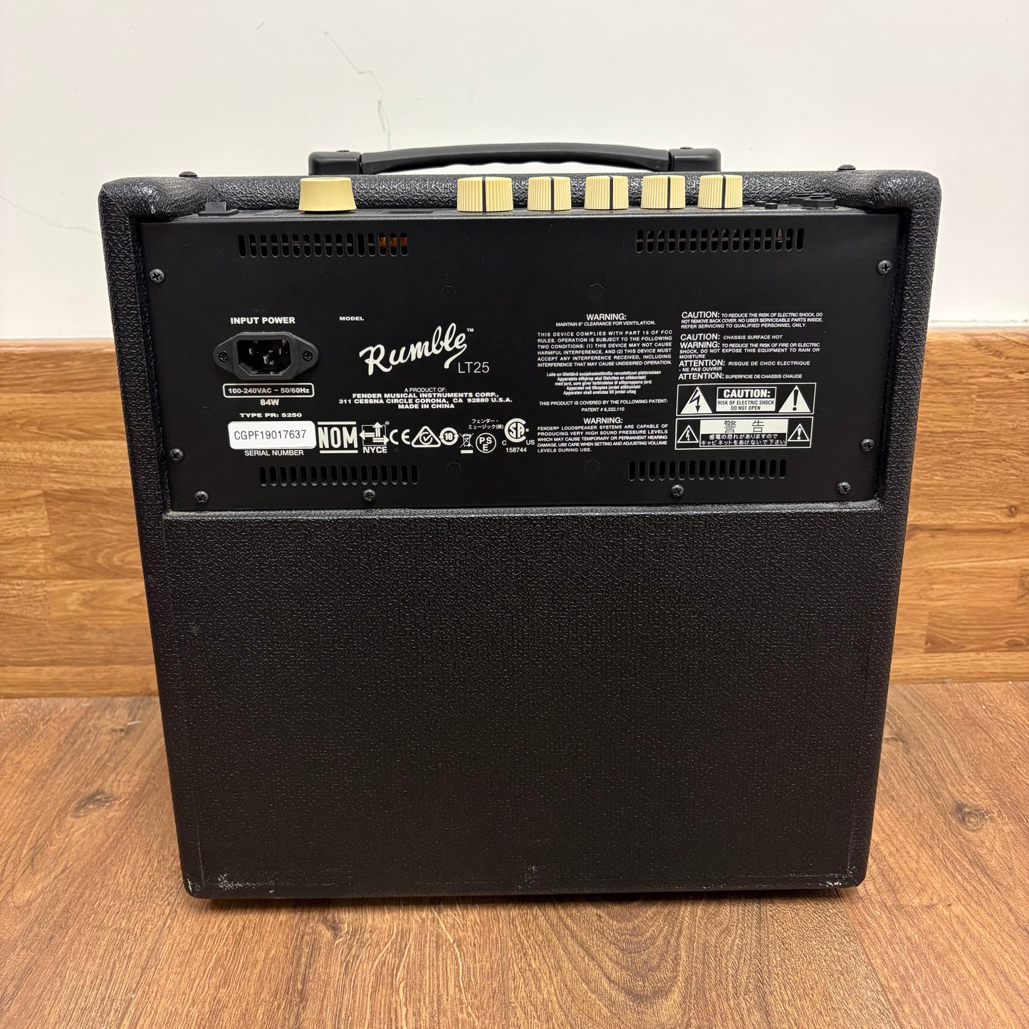 Pre-Owned Fender Rumble LT25 Bass Combo Amp