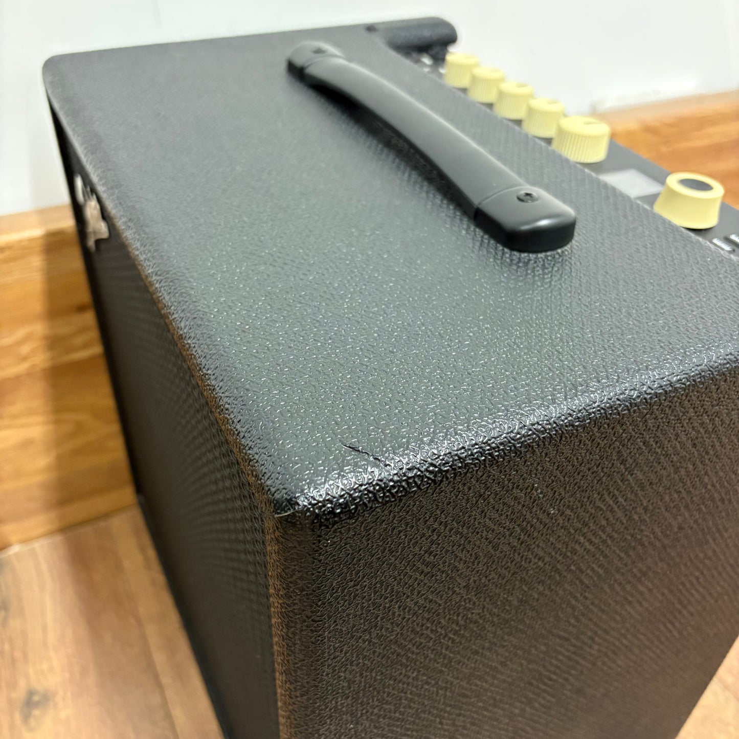 Pre-Owned Fender Rumble LT25 Bass Combo Amp